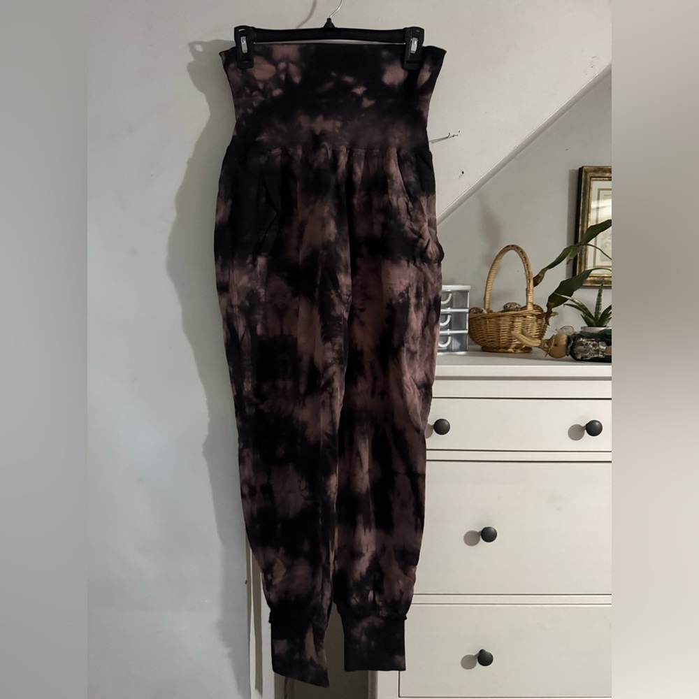 Young Fabulous & Broke Tie-Dye  high waist joggers New